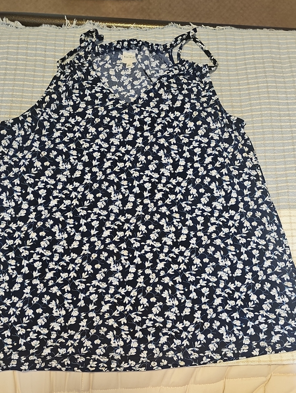 Kaileigh Navy White Floral Tie-Strap Camisole